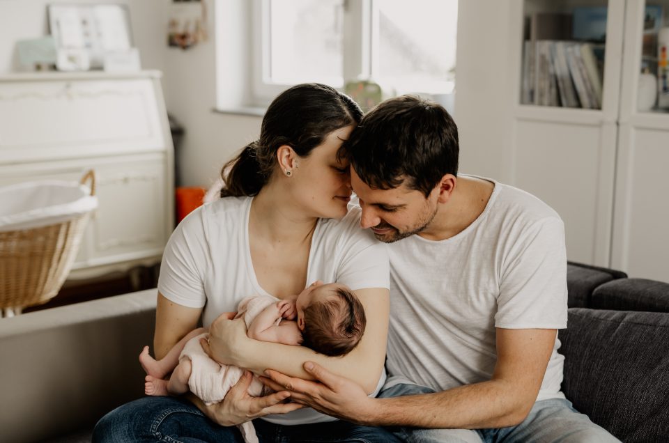 Newborn Shooting mit Geschwisterkind