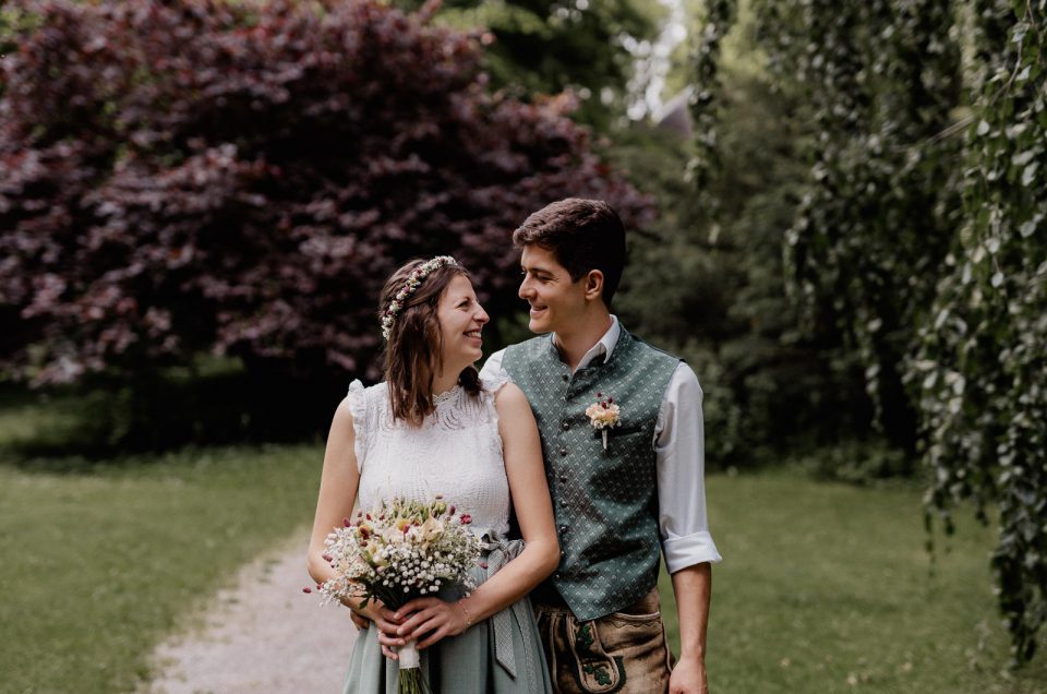 Standesamtliche Hochzeit von Bekki & Thomas in Kaufbeuren